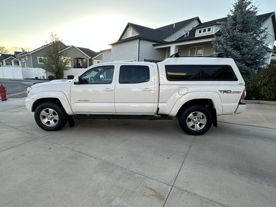 TACOMA SHELL TOPPER CAMPER 2nd GEN 2005-2015 white