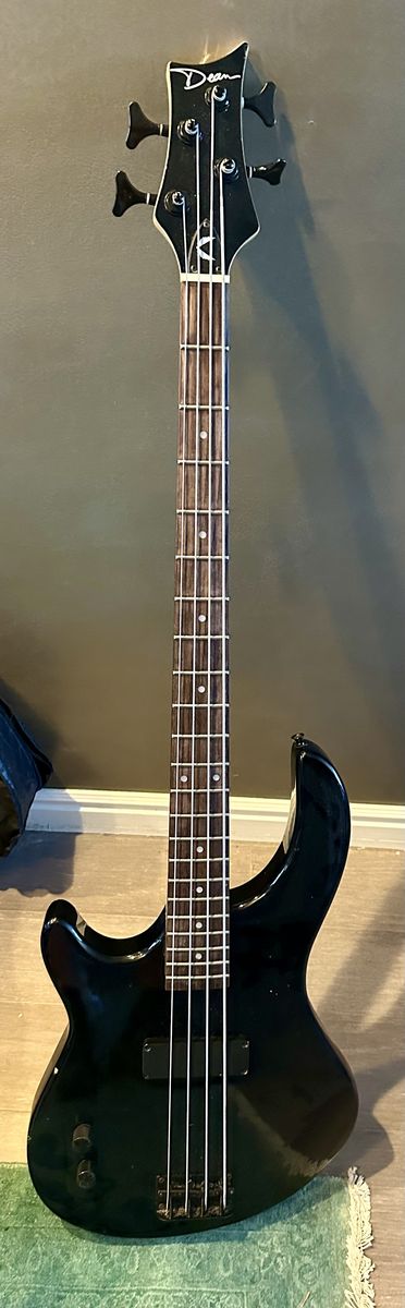 Dean Edge 09 Bass Guitar - Black, 4-String - Used with wear and tear