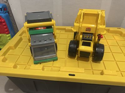 Maxx Action Recycle Truck & Yellow Dig Construction Dump Truck Toy Vehicles Set
