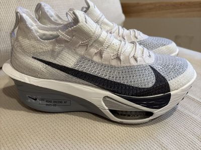 Nike Alphafly women’s size 8 new without box
