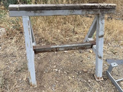 Heavy saw horses