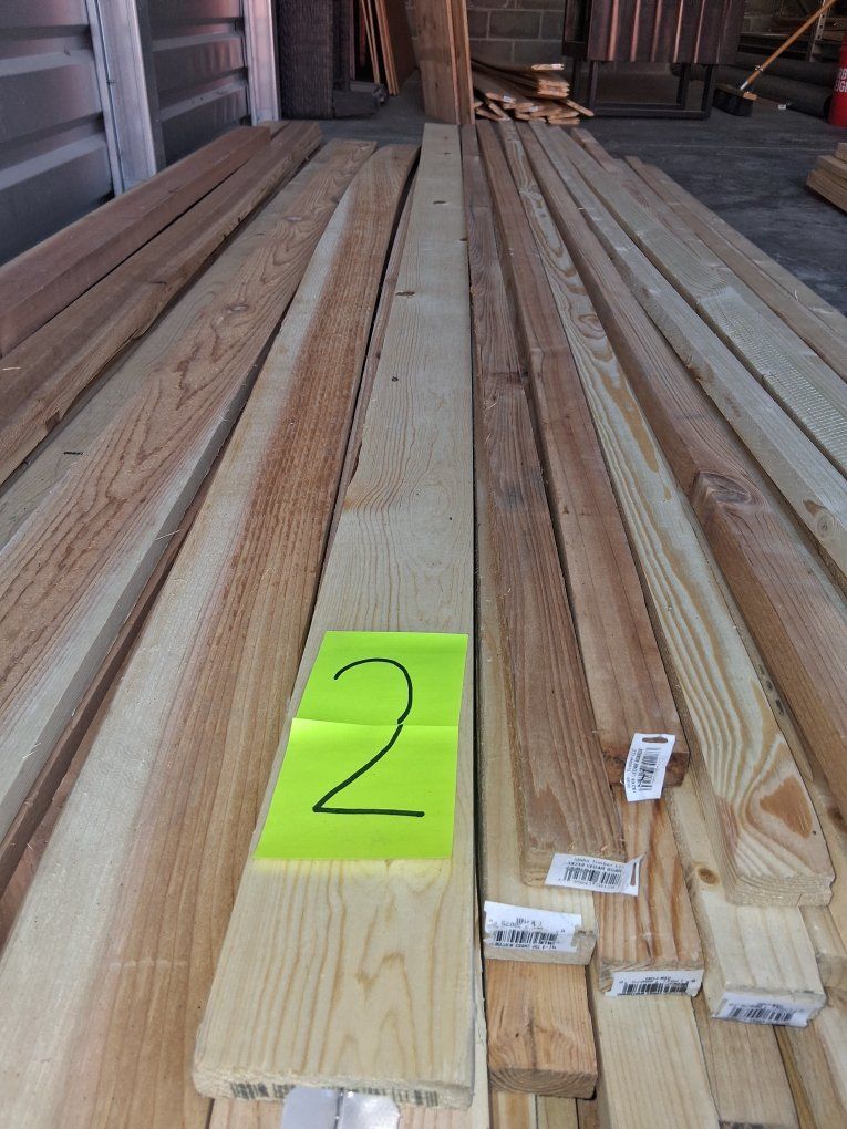 lumber. Pine. New. Bundle 2