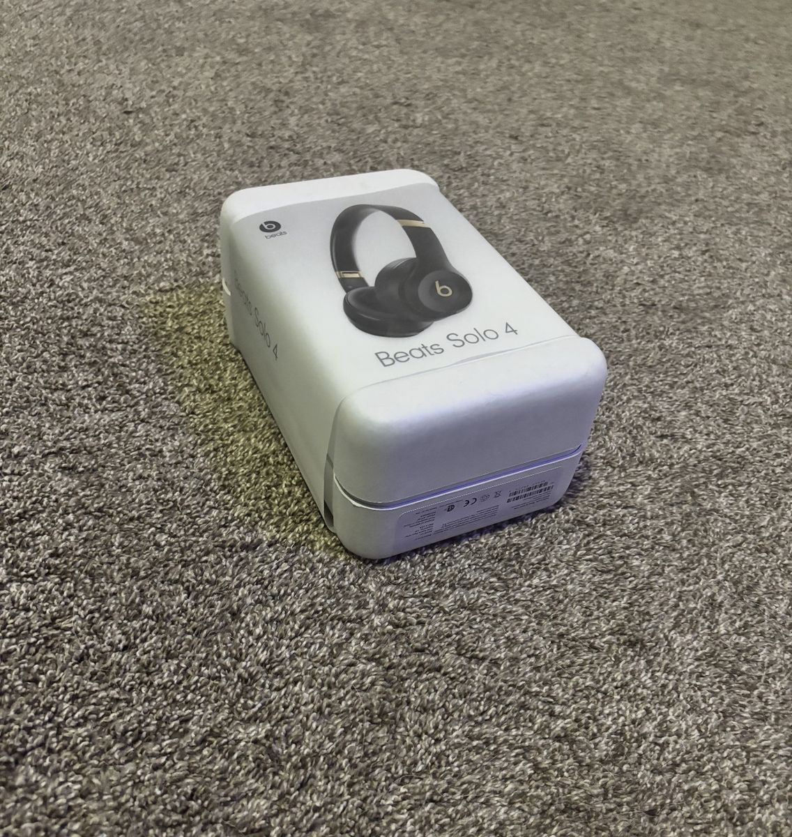 Beats Solo 4