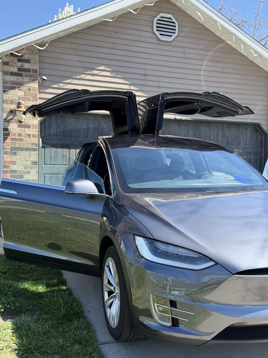 2018 Tesla Model X 75D