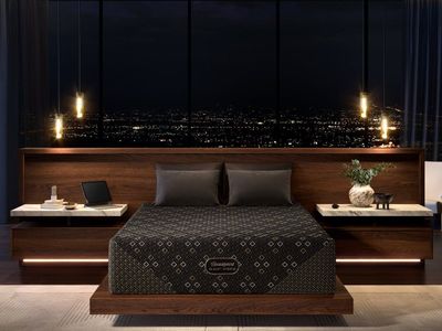 Beautyrest Black Hybrid Series Five XCS Plush King Size Mattress