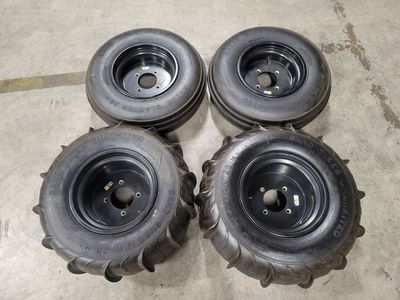 STU Sand Blaster 28" Paddles with Matching Fronts on DWT Aluminum Wheels