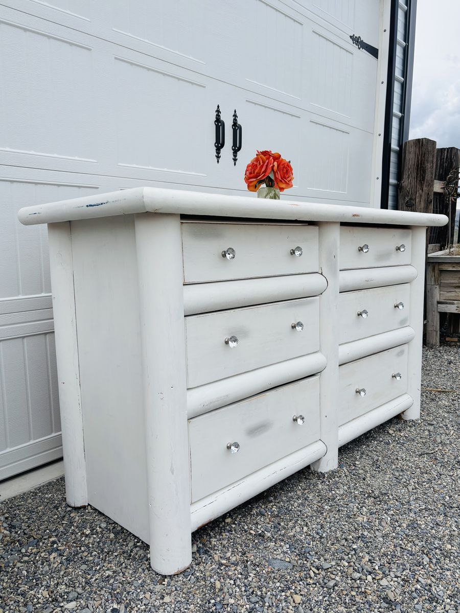 White 6 Drawer Wood Dresser