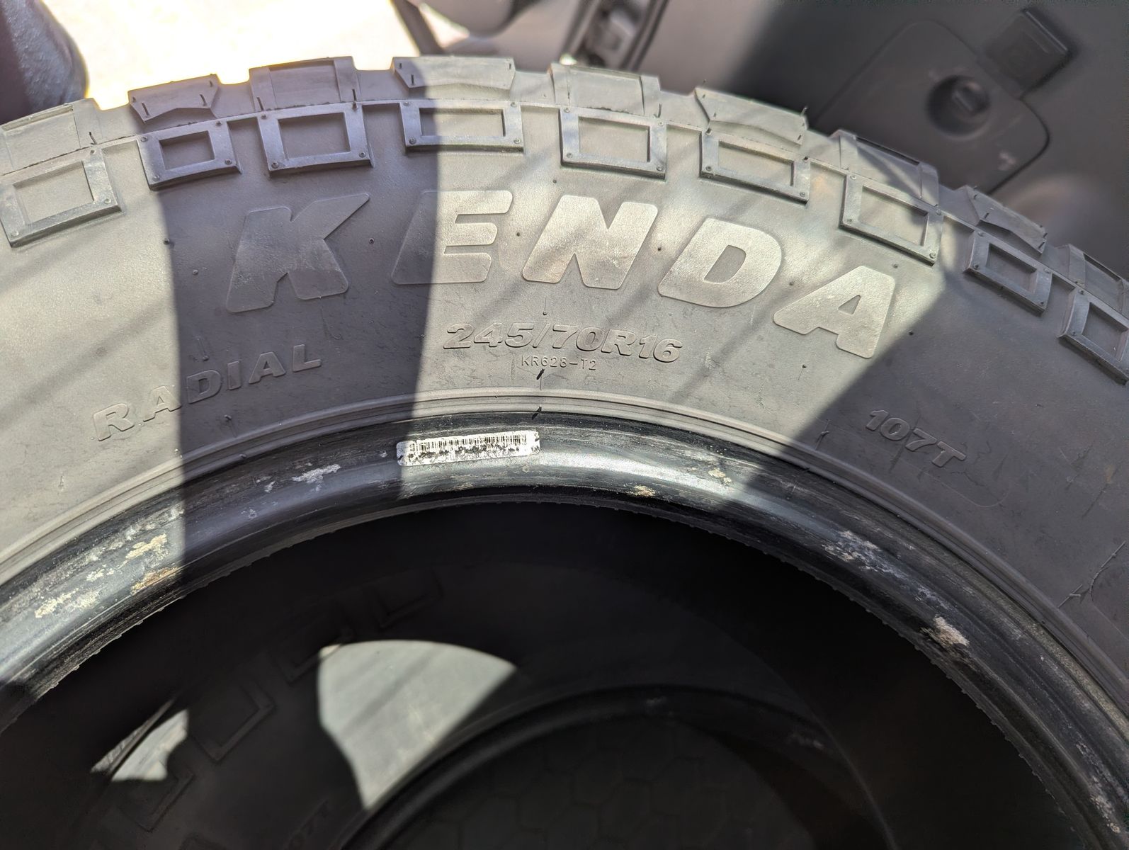 Kenda tires 245/70R16