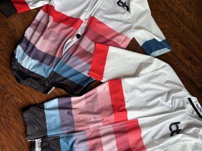 Unbranded Cycling Jersey Set White Red Blue Stripes Men's XL, Women's M Full Zip