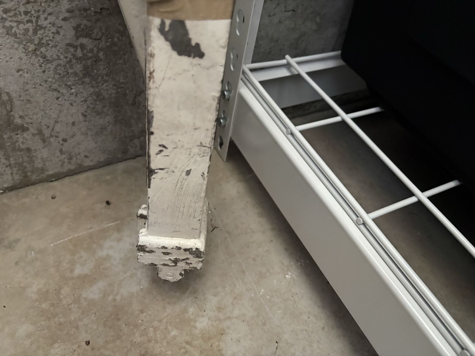 Main image 4
