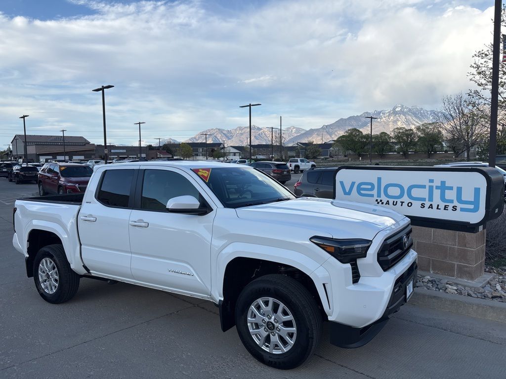 2025 Toyota Tacoma SR5