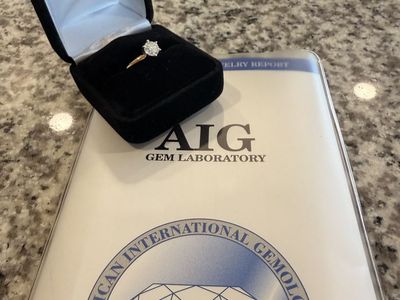 1 carat(Real)- 14k Yellow gold- 14k WG Basket ring