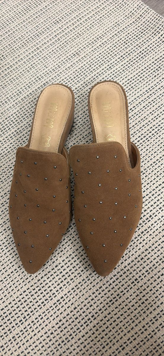 VICI Dolls Suede Studded Pointed Toe Mule Flats - Brown Size 6.5