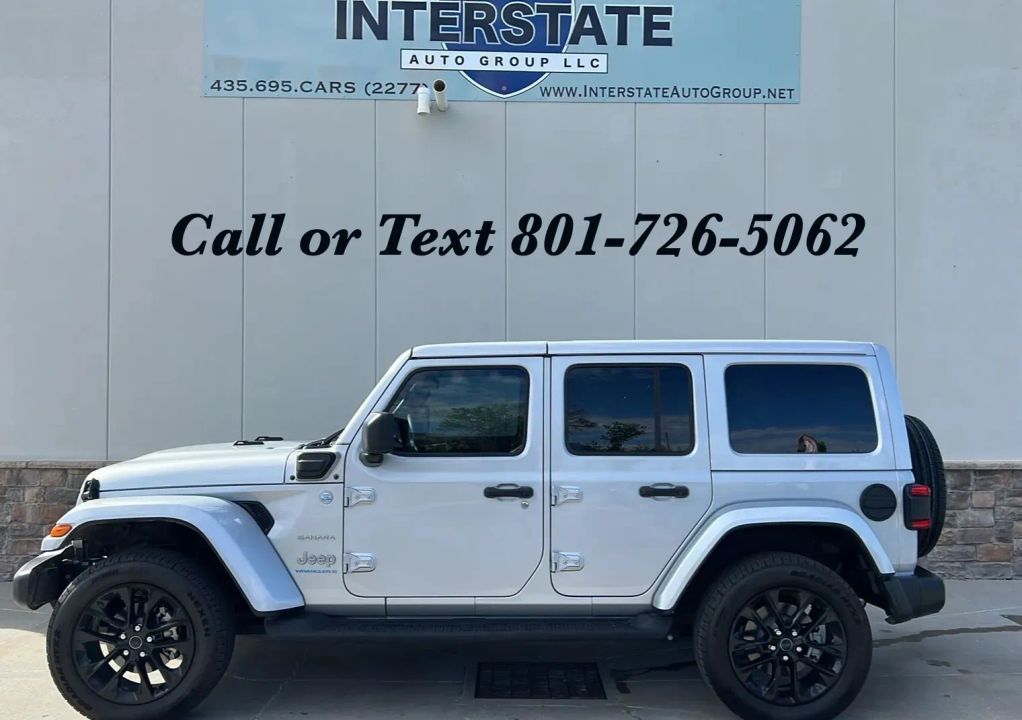 2024 Jeep Wrangler Sahara 4xe