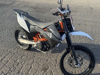 2017 KTM 690 Enduro R