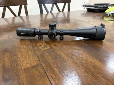 Vortex Viper PST 5-25x50 Gen II Riflescope with Scope Rings & Lens Cover