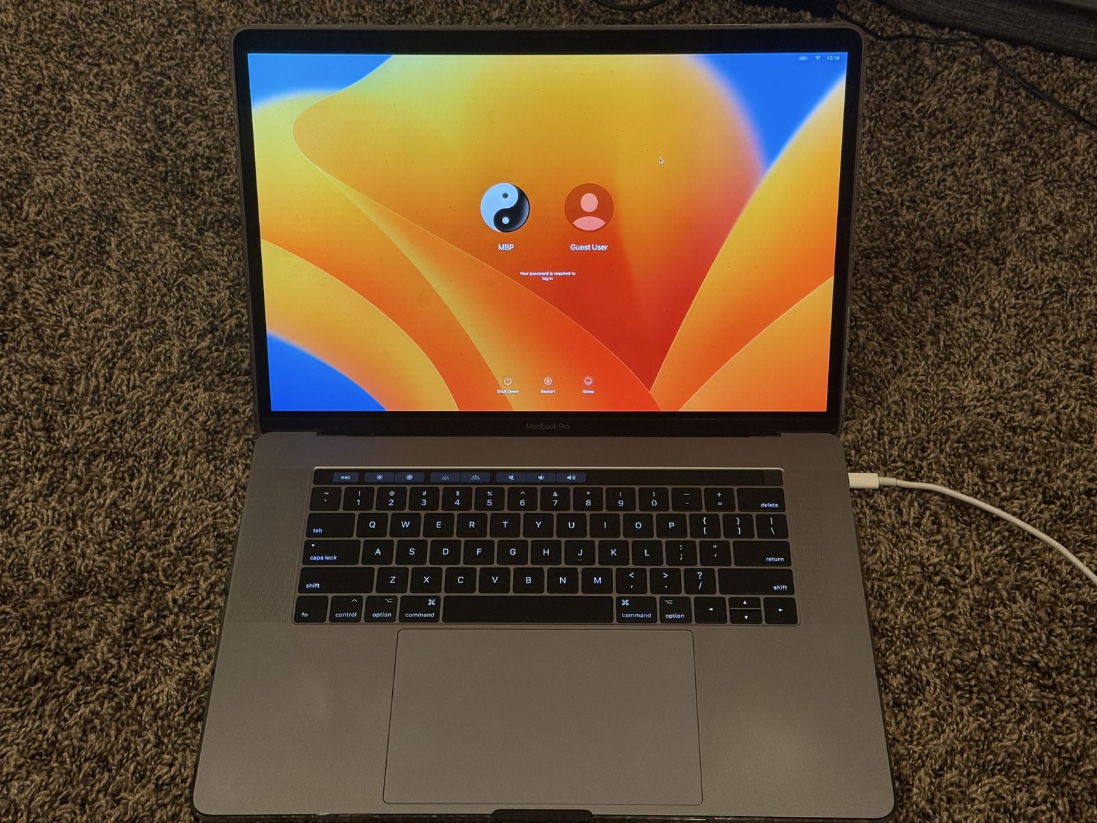 Apple MacBook Pro 15-inch 2017, 2.8GHz Intel Core i7, 16GB RAM, 1TB SSD (Space Gray)