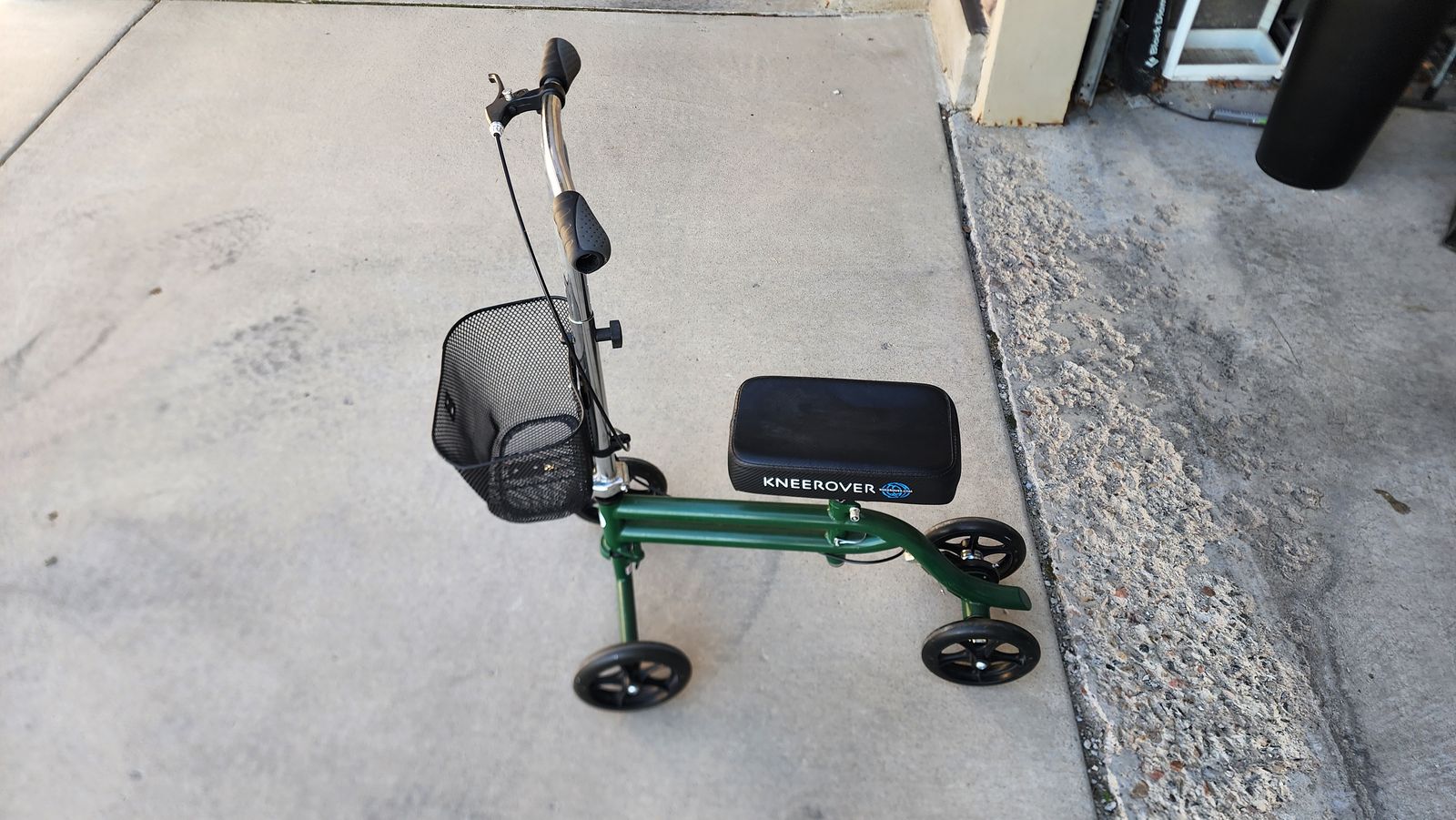 Knee Scooter- KneerRover- very good condition