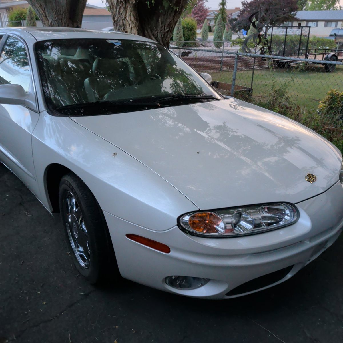 2001 Oldsmobile Aurora 4.0