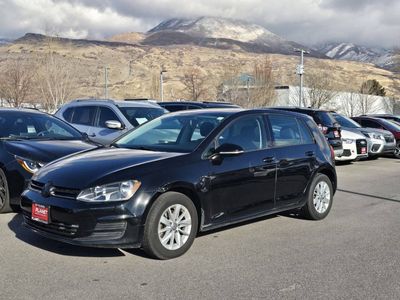 2016 Volkswagen Golf TSI S