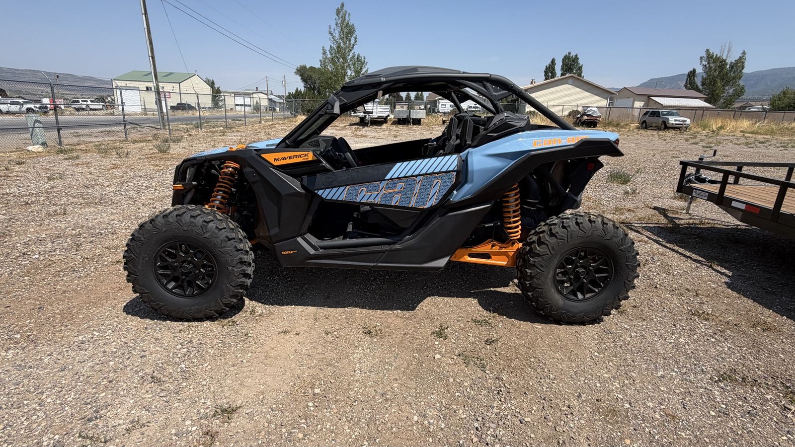 2025 Can-Am Maverick X3 Turbo DS Side-by-Side UTV - Light Blue / Orange
