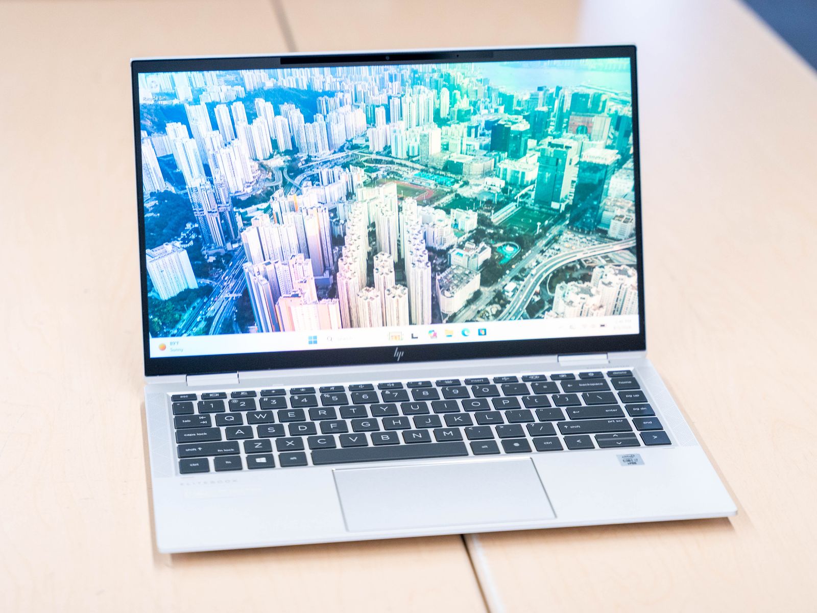 HP EliteBook x360 1040 G7 i7-10810U 512GB SSD 16GB RAM 1080p Screen Windows 11 Laptop 2 in 1 Touch Screen 