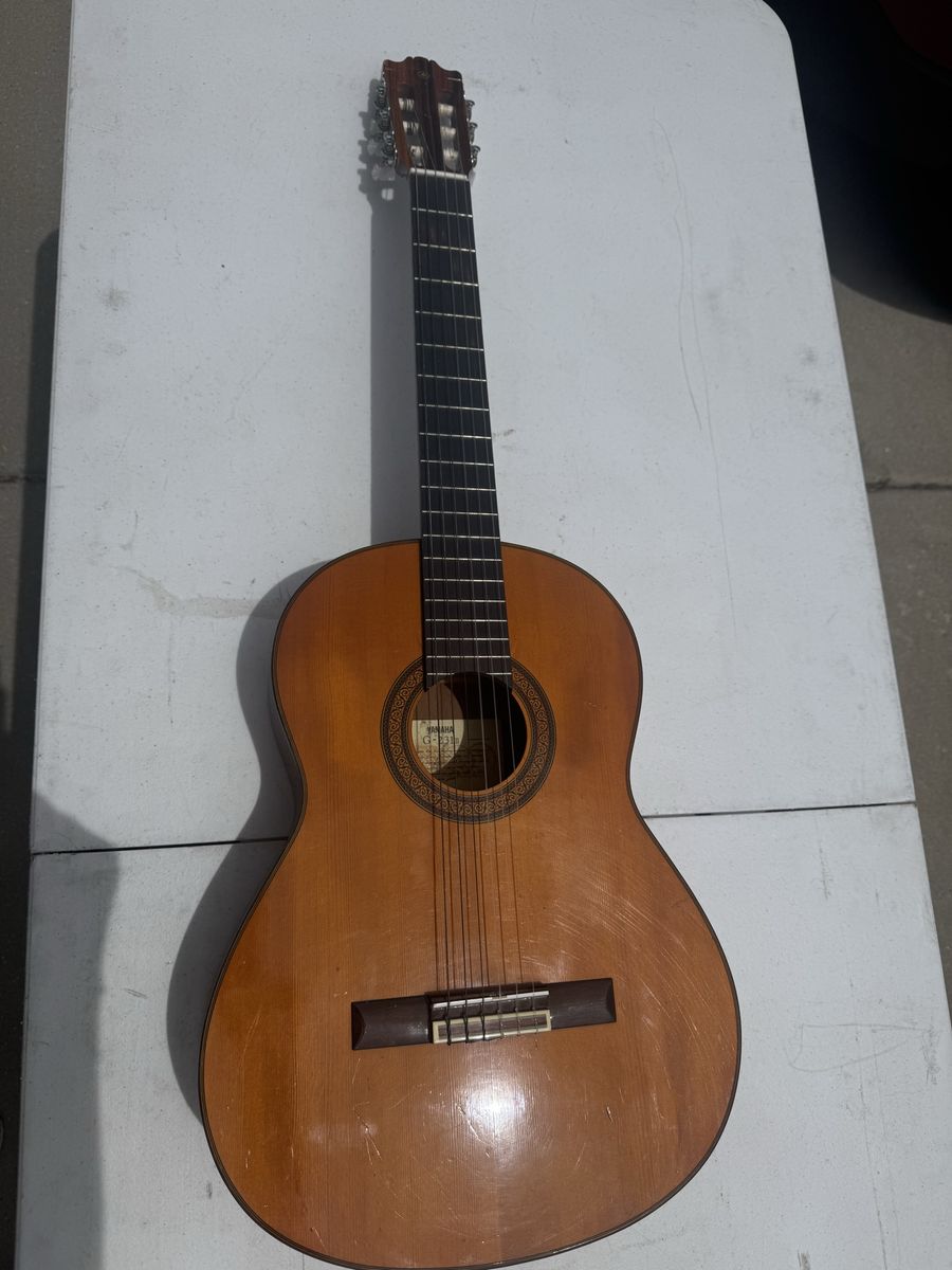 Yamaha G-231 II