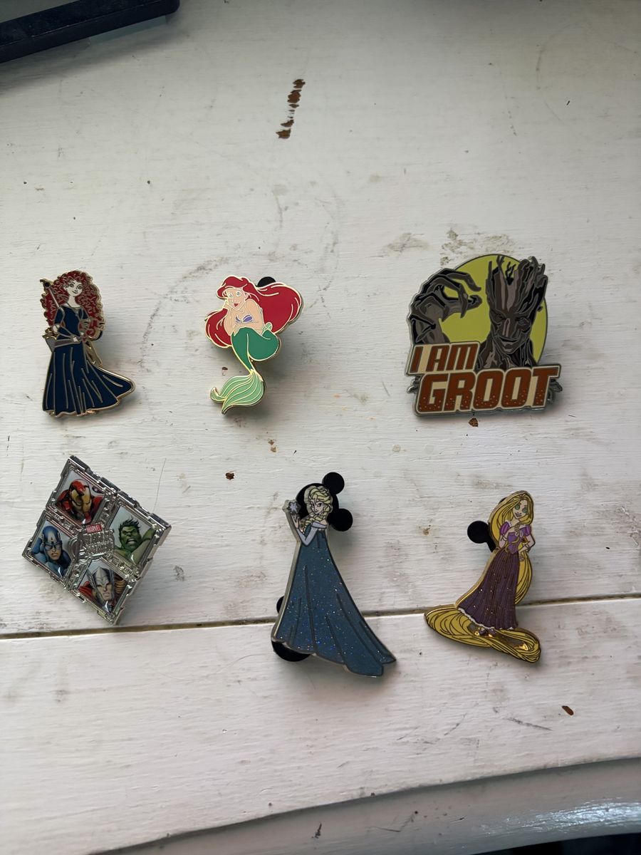 Official Disneyland pins