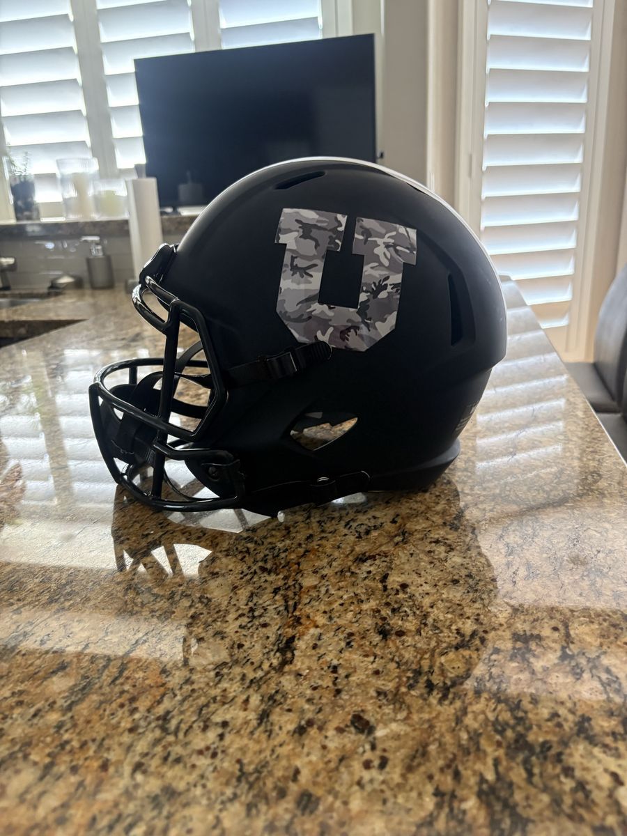Utah Utes Custom Riddell Matte Black Football Helmet with White Stripes