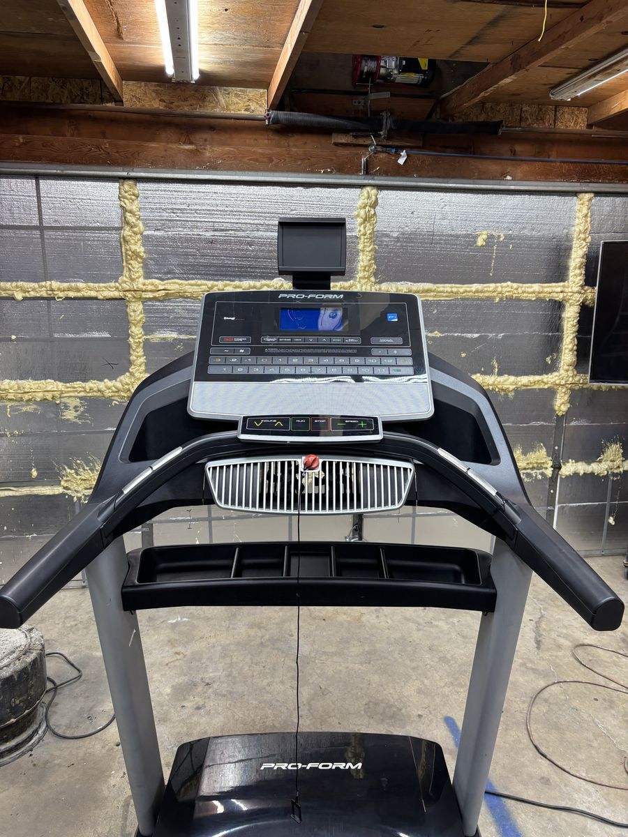 Pro-form treadmill