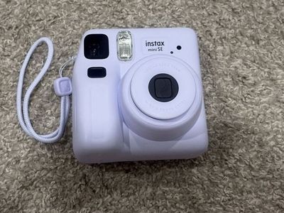 Fujifilm Instax Mini SE Instant Camera - Like New