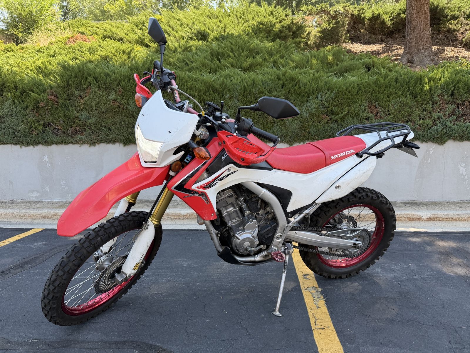 Honda CRF250L Dual Sport Motorcycle 