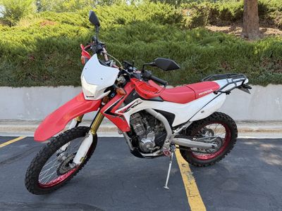 Honda CRF250L Dual Sport Motorcycle