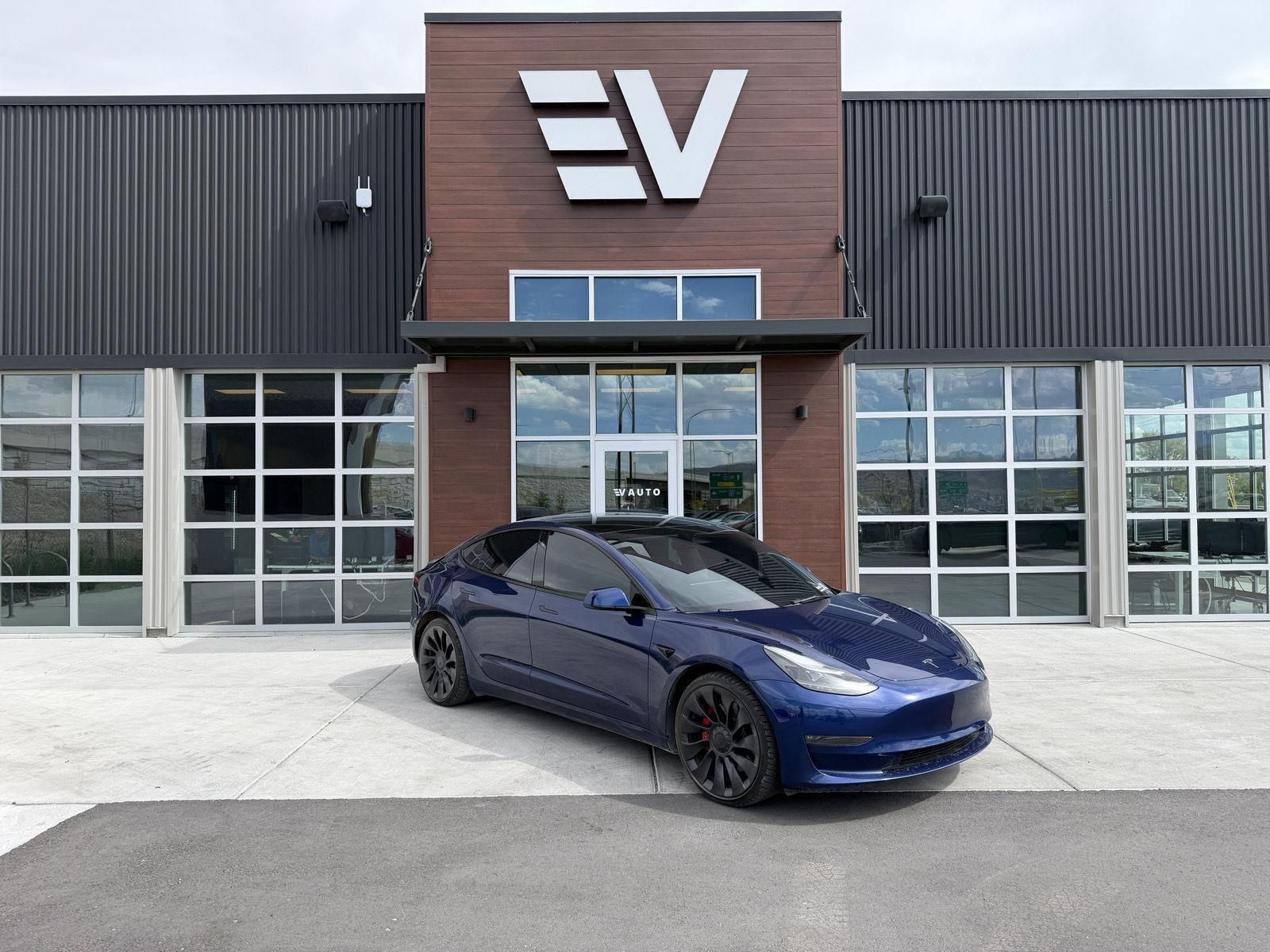 2023 Tesla Model 3 Performance