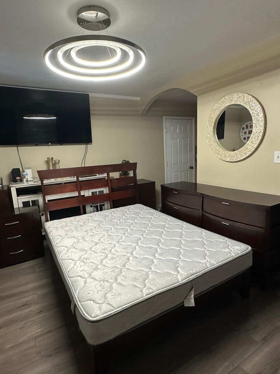 Full Size Bedroom Set