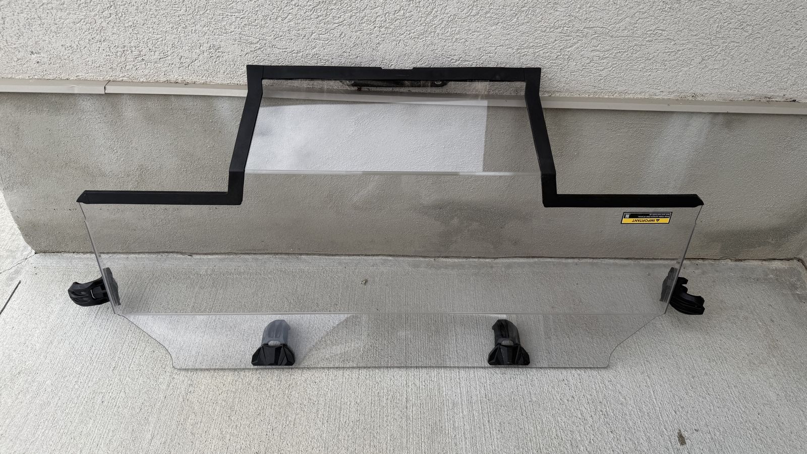 Polaris lock and ride rear window for 4 seat rzr