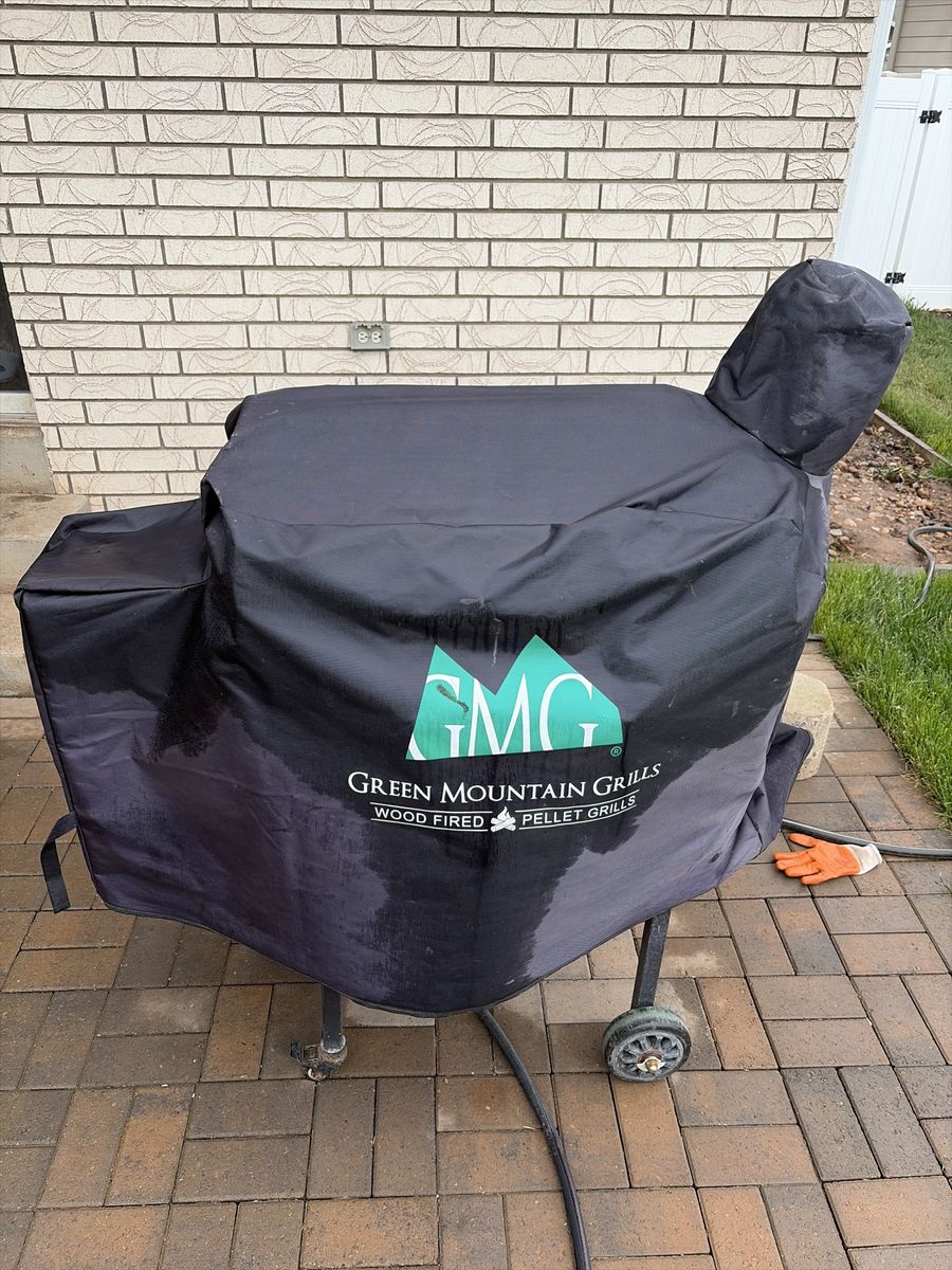 Smoker: Green mountain grill Daniel Boone