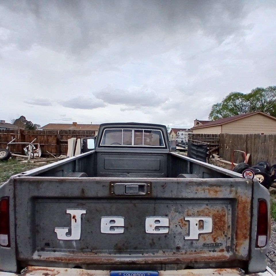 J-Truck Bed and Tailgate