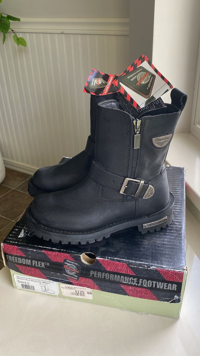 Milwaukee Motorcycle Clothing Co. Women's Boot Afterburner MB207 Size 6.5 Black Leather Freedom Flex