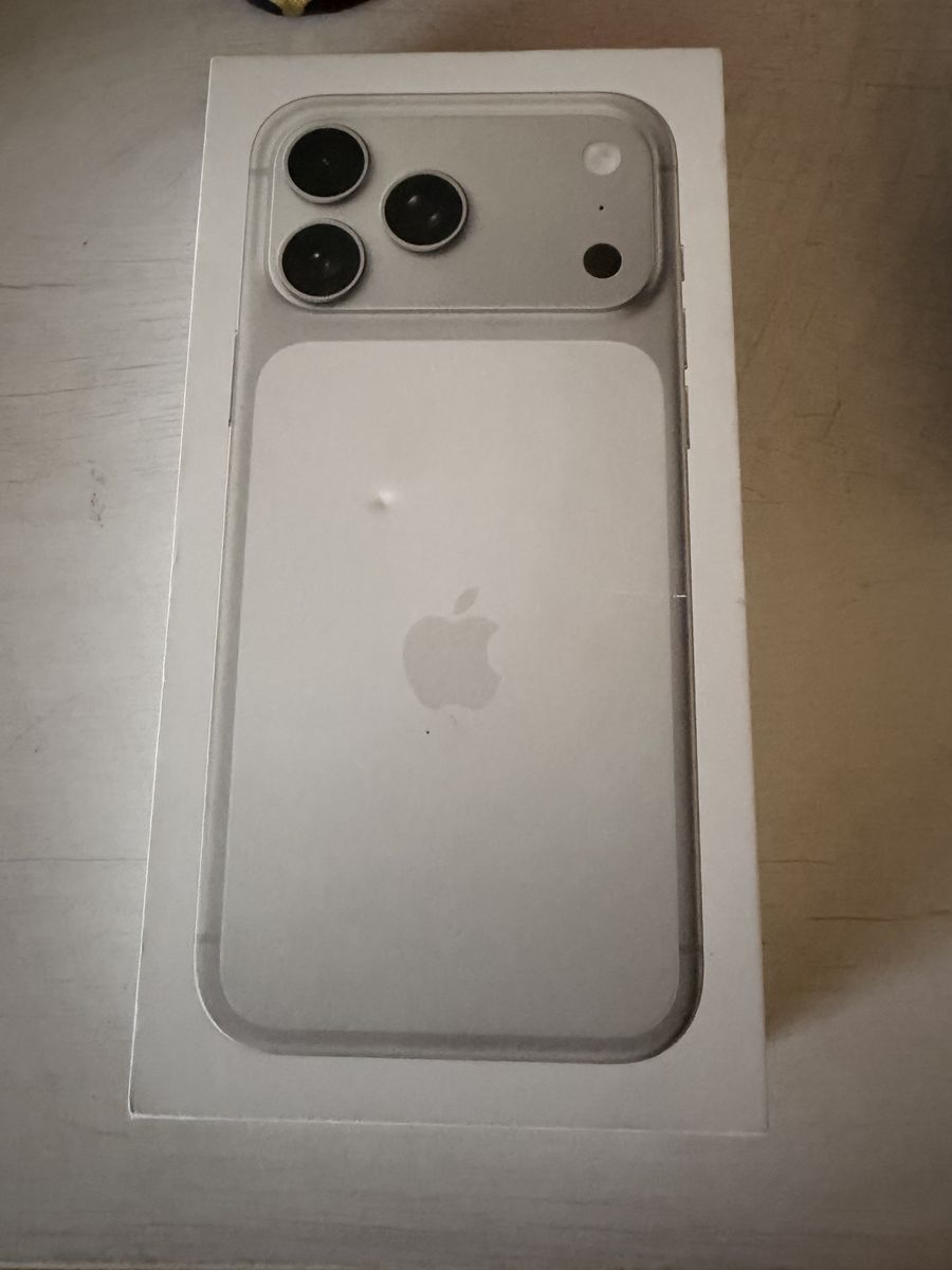 Iphone 17 pro Max 1TB Unlocked