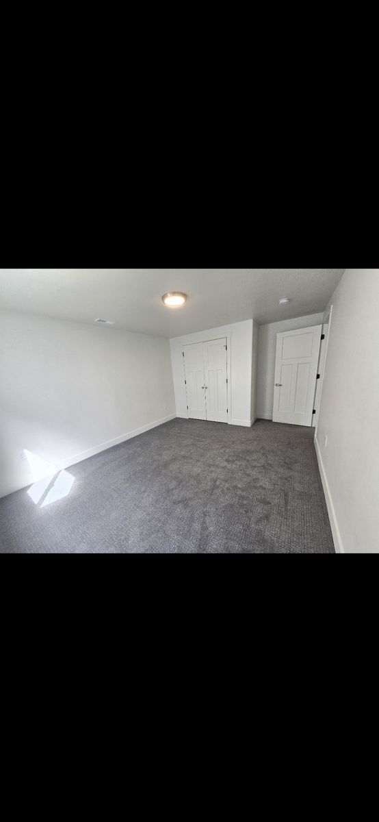 Main image 9