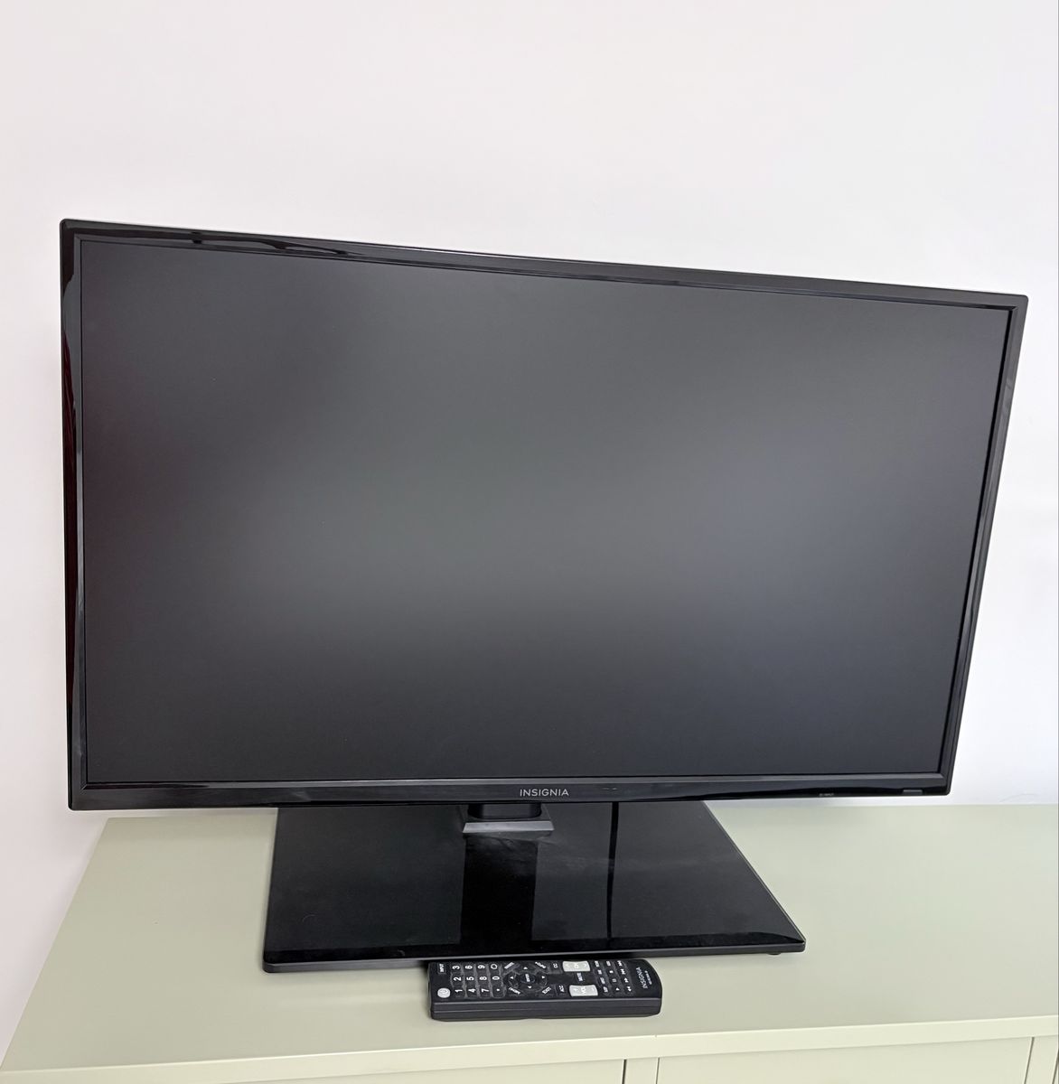 32” TV with Upgraded Stand