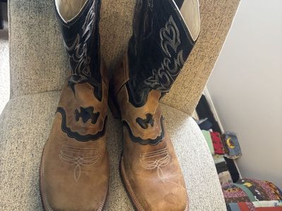 Men’s size 16 cowboy boots