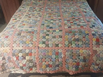 yo yo quilt vintage