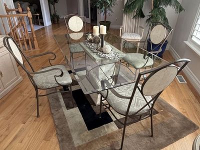 Dining Table Set: Glass Top with Unique Faux Stone Pedestal Base & 4 Metal Chairs, Upholstered Seats