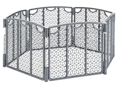 Like-New! Evenflo Versatile Play Space Adjustable Play Area, 6-Panel Playpen Baby