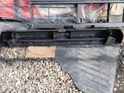 REAR ARIES BUMPER I THINK IT FOR TOYOTA