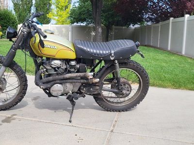 Honda CL350 Scrambler Motorcycle 1972 runs great