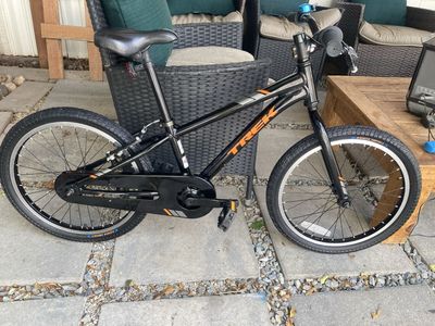 Trek precaliber 20inch kids bicycle