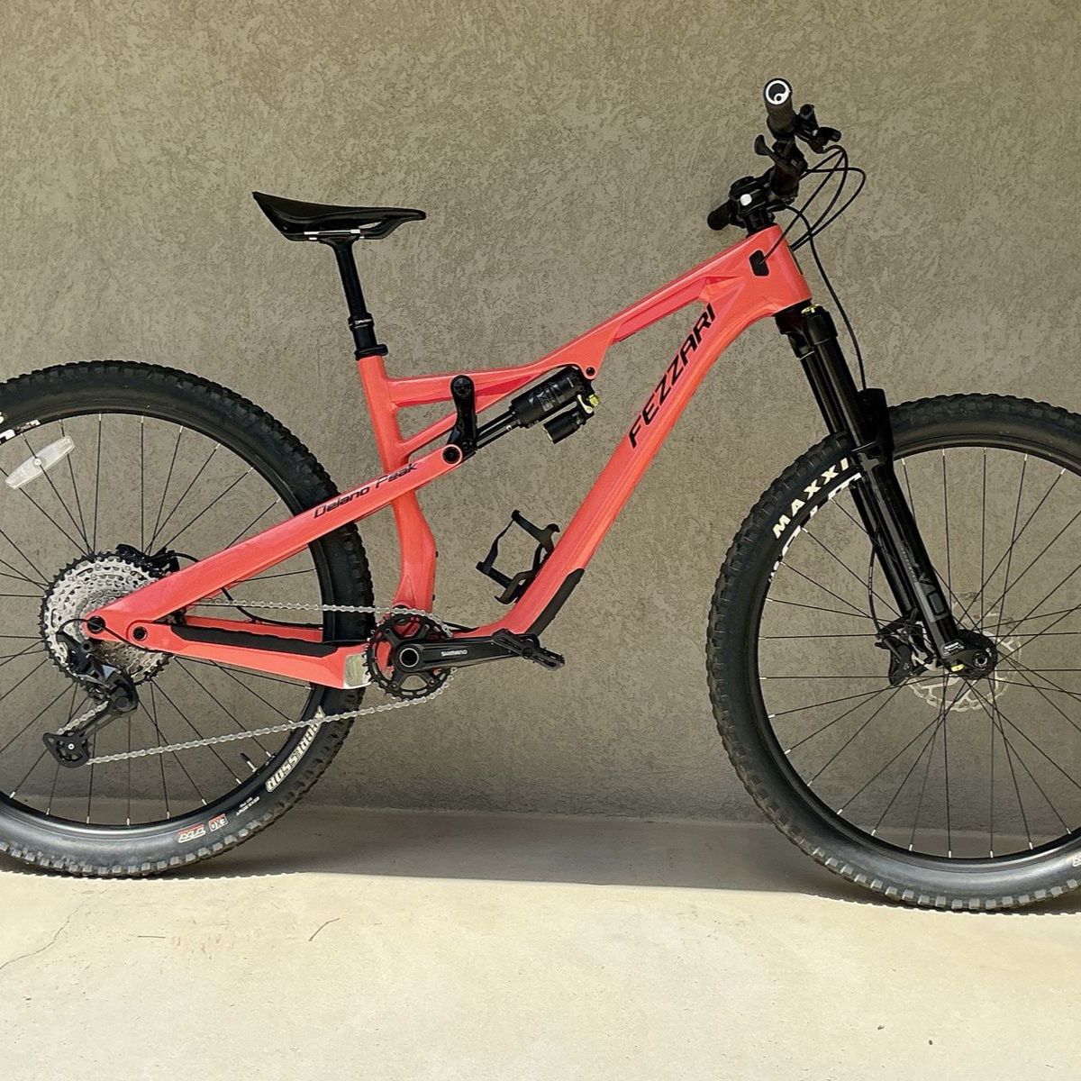 Fezzari Delano Peak - Like New!